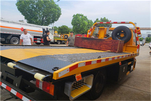 武安附近拖车电话号码服务